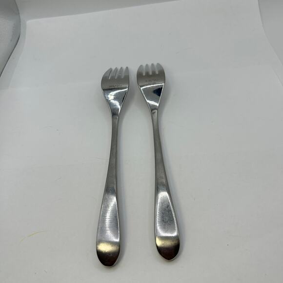 2 Fork Mikasa Brynley Satin (Stainless) 8 1/8" - Picture 2 of 6